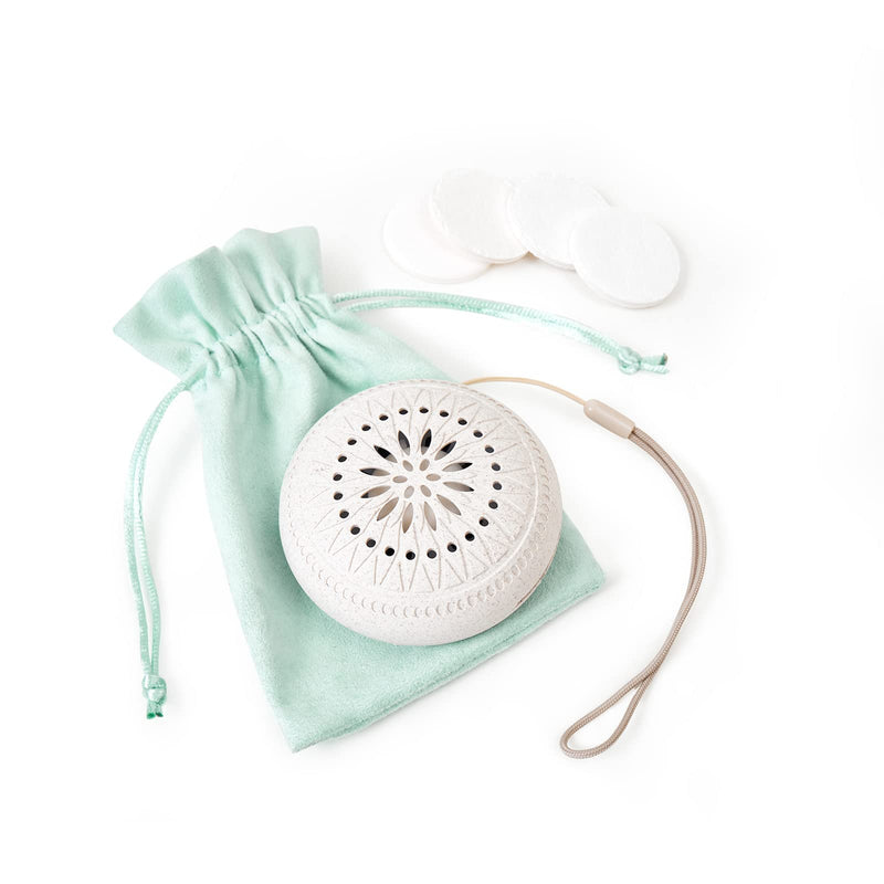Mini Diffuser Desk Diffuser for Office Mini Essential Oil Diffuser Waterless with 5Pcs Refill Pads Circle Cotton Pad