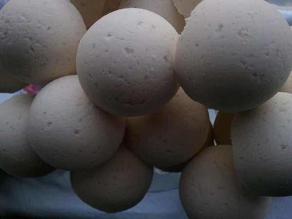 Beneath the Stars: 14 beneath the Stars Bath Bomb Fizzies with Shea Butter, Ultra Moisturizing...Great for Dry Skin (Beneath the Stars FBA)