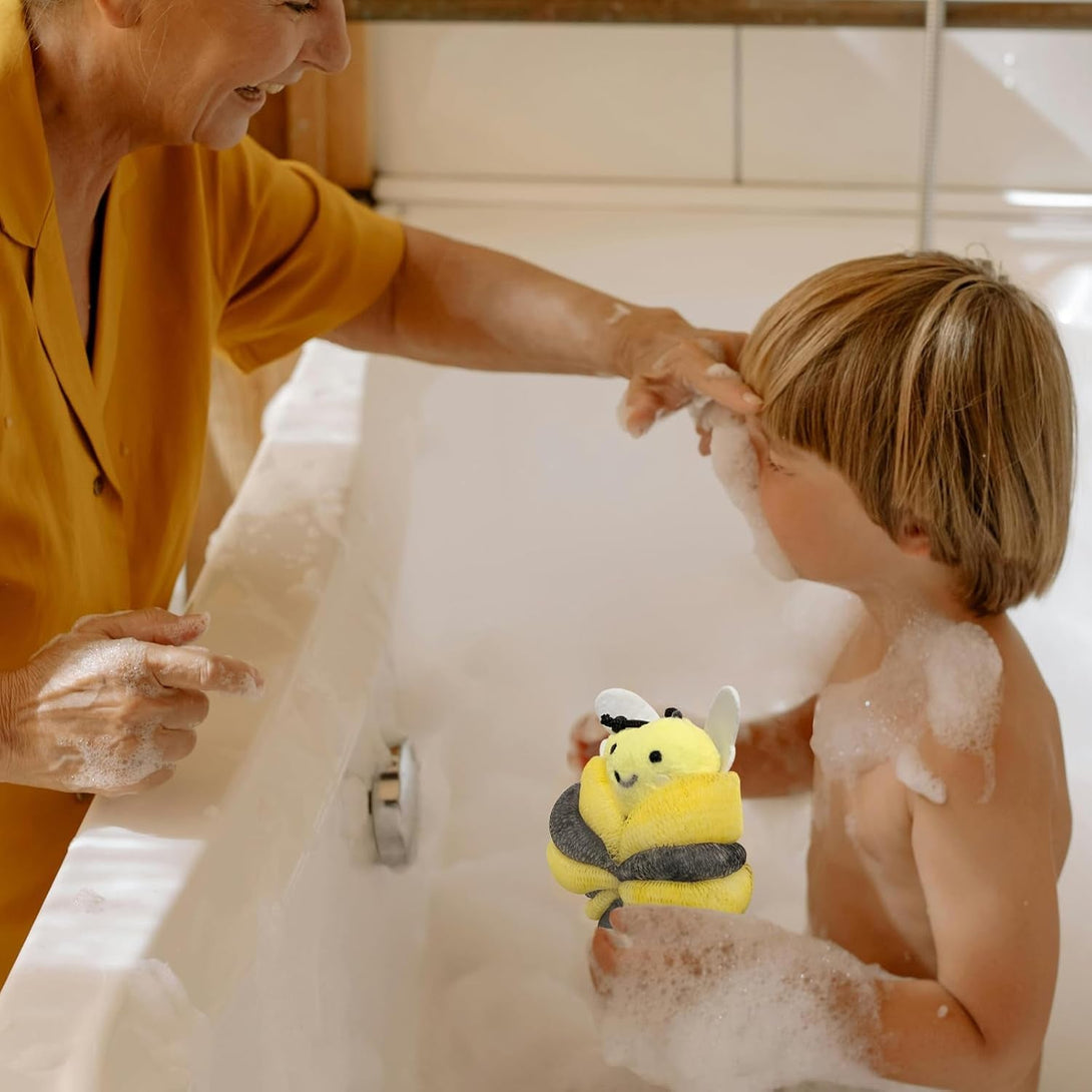 BETITETO Bath Sponges 2Pieces Kids Cute Cartoon Animal Bath Loofahs Pouf Mesh Balls Body Scrubber Bathing Accessories Gifts for Children Women (Bee + Pig)