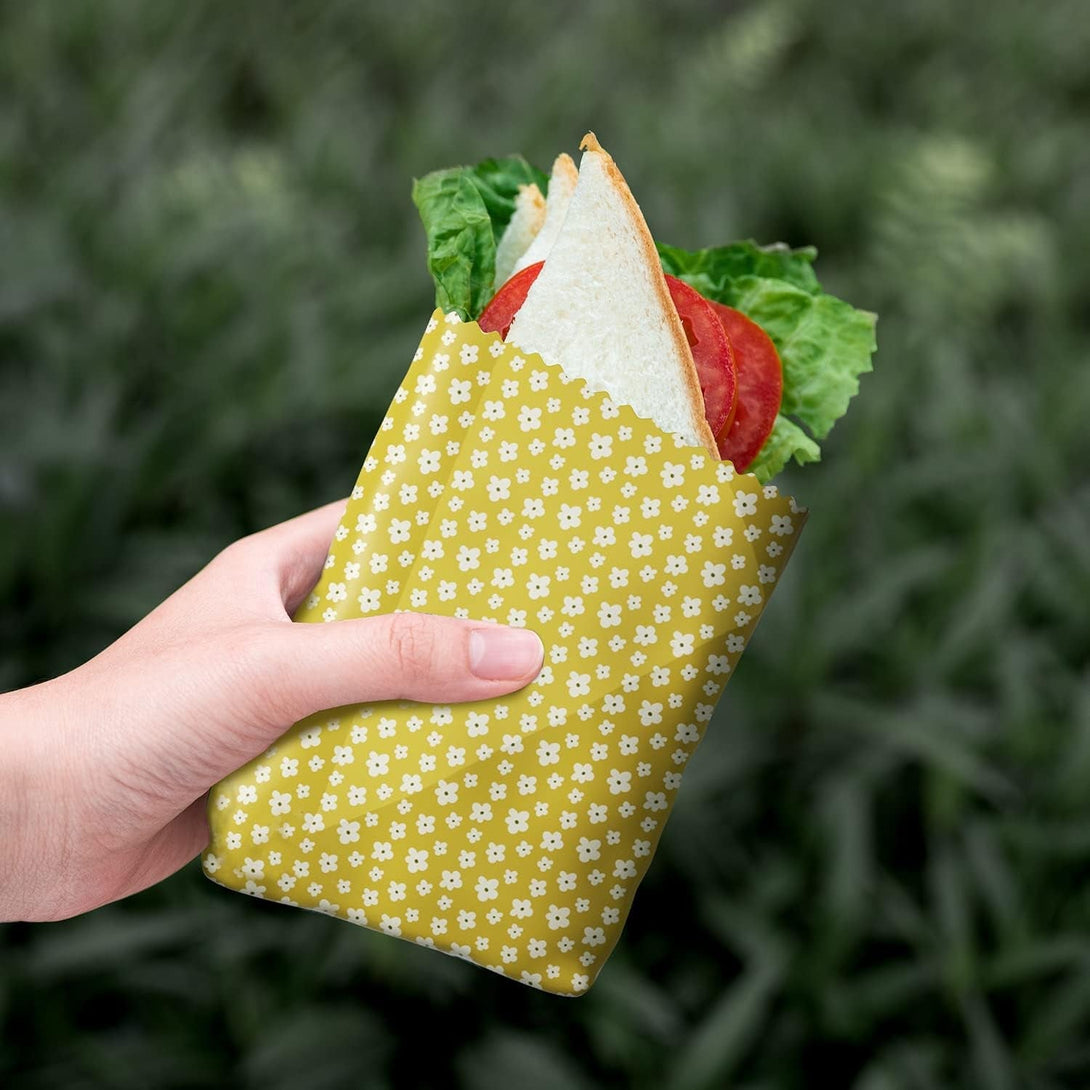 Akeeko Reusable Beeswax Food Wraps - Assorted 3 Packs, Reusable, Plastic-Free Food Storage, 1 Small, 1 Medium, 1 Large Wraps, Dusty Yellow Pattern