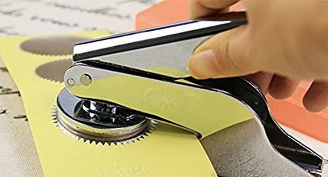 100Pcs Gold Vintage Embosser Stamp Sealing Blank Certificate Self-Adhesive Stickers (Gold)