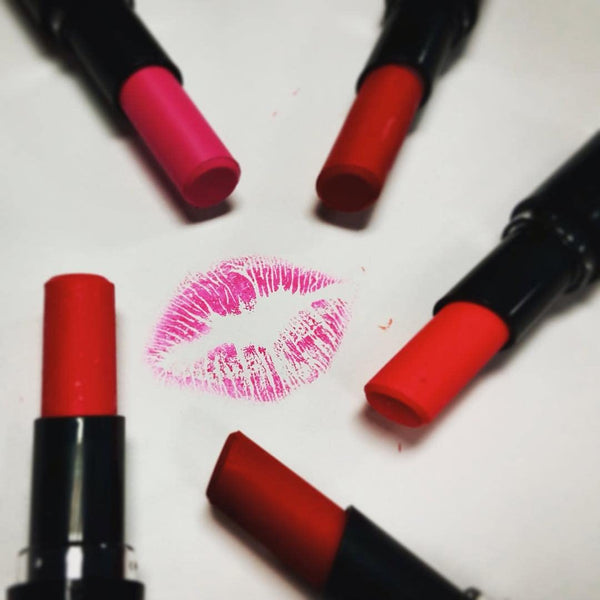 Wet N Wild Perfect Pout Lipstick, Peach No More Drama, Gluten-Free, Cruelty-Free, Lip Color