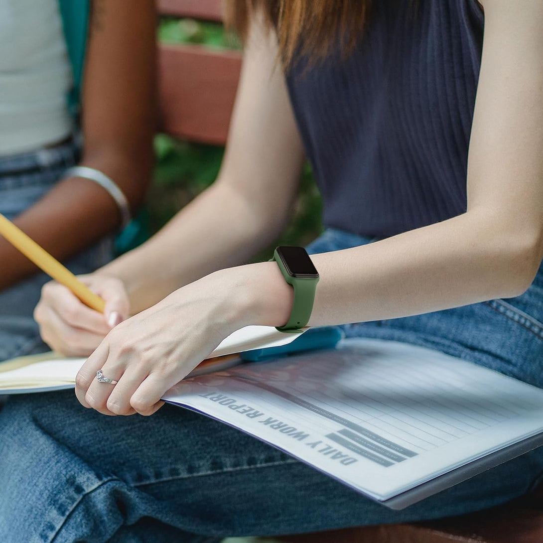 Meliya Bands for Amazfit Band 7 Straps, 4-Pack Soft Silicone Sport Replacement Bracelet Strap for Amazfit Band 7 Fitness & Health Tracker Women Men