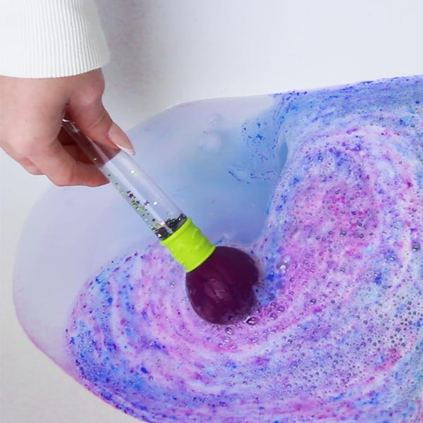 Baff Bombz Magic Brush, 4 x Bath Bombs, Magically Paint Your Bath Water, Creative Bath Toy for Children, Birthday Gifts for Boys & Girls, Pocket