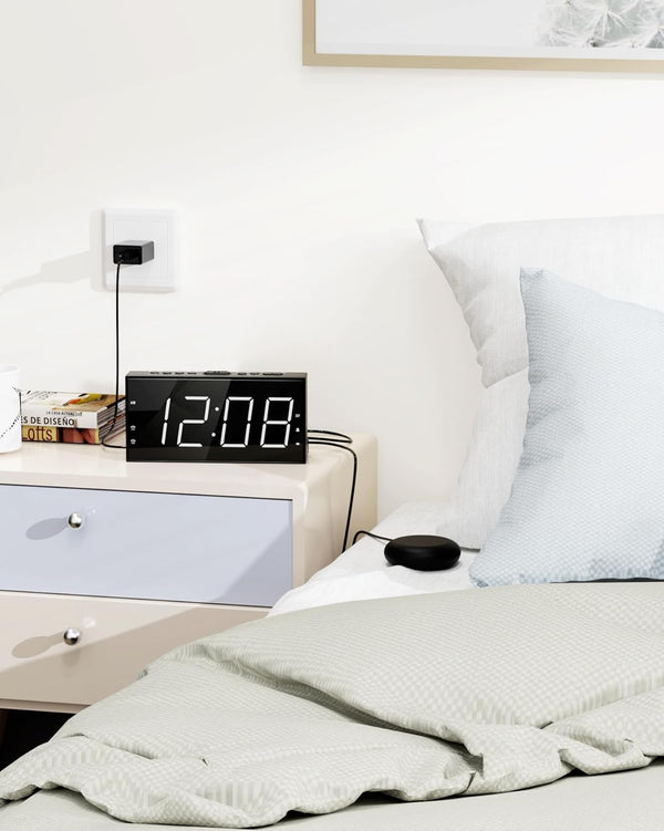 Loud Alarm Clock with Bed Shaker for Heavy Sleeper, Dual Vibrating Alarm Clock with USB Charger for Hearing-Impaired Deaf, 7.5ââ Large LED Display