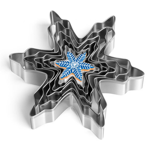 Christmas Cookie Cutters Set of 5 Pieces, Snowflake Shaped Cookie Cutters Set for Christmas and Winter Holiday, Stainles