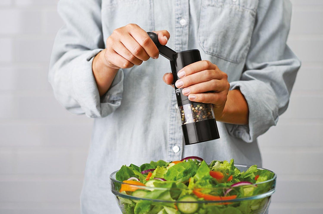 Kuhn Rikon Adjustable Ratchet Grinder with Ceramic Mechanism for Salt, Pepper and Spices, 8.5 X 2.25 Inches, Black