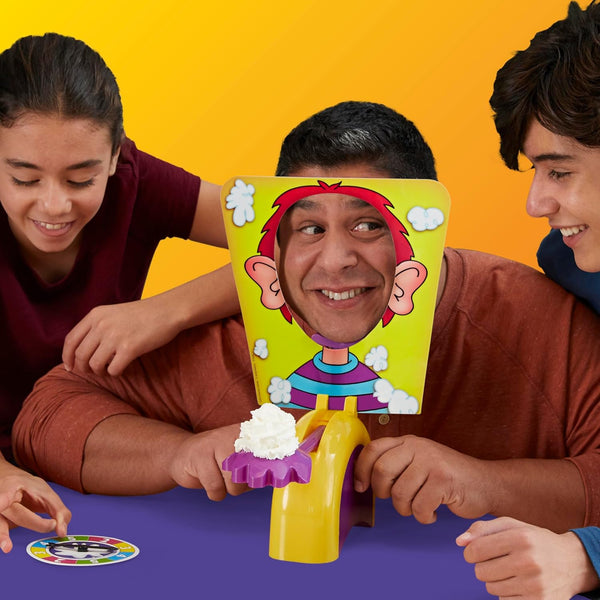 Hasbro Gaming Pie Face Game | Whipped Cream Family Board Game for Kids | Ages 5 and up | for 2 or More Players | Funny Preschool Games | Kids Gifts