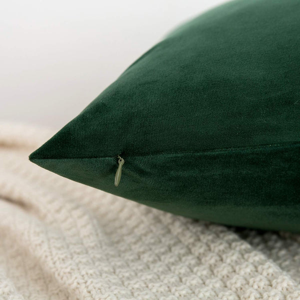 Rainroad Velvet Decorative Throw Pillow Covers Cushion Cover Pillow Case for Sofa Couch Bed Chair,Soft Square Dark Green Throw Pillows 18X18