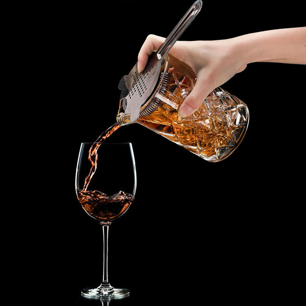 Tebery Seamless Crystal Cocktail Mixing Glass for Stirring Drinks, 16Oz Thick Bottom Bar Mixing Pitcher, Stirring Glass Drink Maker for Bar,