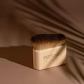 Ecotools Good Tan Body + Face Self-Tan Blending Brush, Kabuki Brush for Applying Self Tanner, Sunless Tanner Blending Brush, Eco Friendly Self
