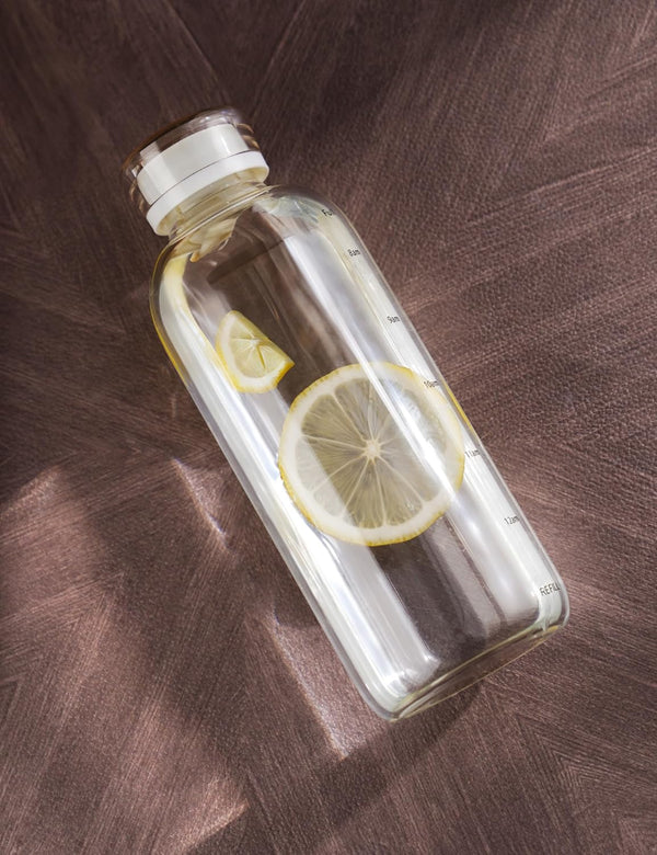 NiHome 25oz/750ml Clear Glass Water Bottle with 2 Caps & Stainless-Steel Straw, Temperature Resistant Durable High Borosilicate Glass Drinkware