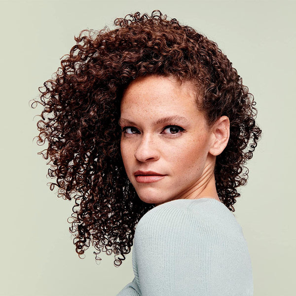 Devacurl Frizz-Fighting Volumizing Foam Lightweight Body Booster | Adds Volume and Fullness | up to 48 Hours Humidty Resistance | All Waves,