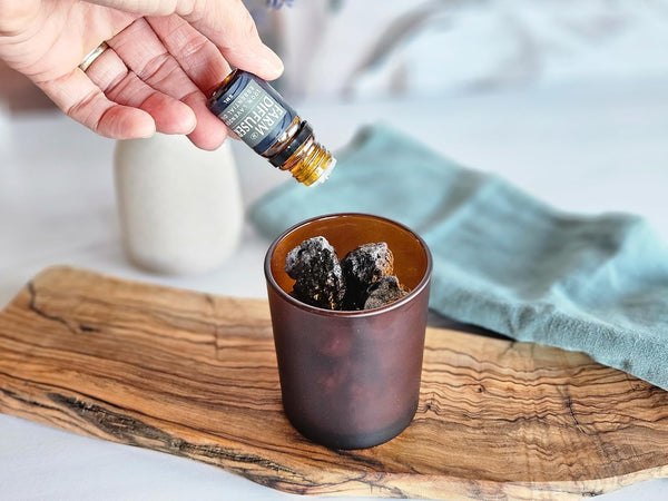 Volcanic Stone Diffuser with Lavender Essential Oil â Lava Rock Diffuser for Essential Oils | Cordless Passive Diffuser for Desk, Bedroom, or