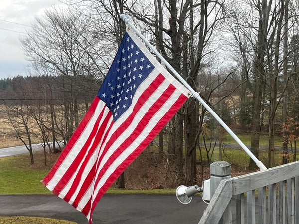 White Flag Poles for outside House - 5Ft Tangle Free Flag Pole for House,Heavy Duty Metal Flagpole Hardware for 3X5 American Flags,Outdoor