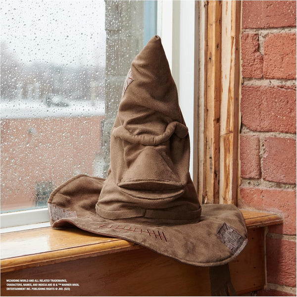 Wizarding World Harry Potter, Talking Sorting Hat with 15 Phrases for Pretend Play, Kids Toys for Ages 5 and Up