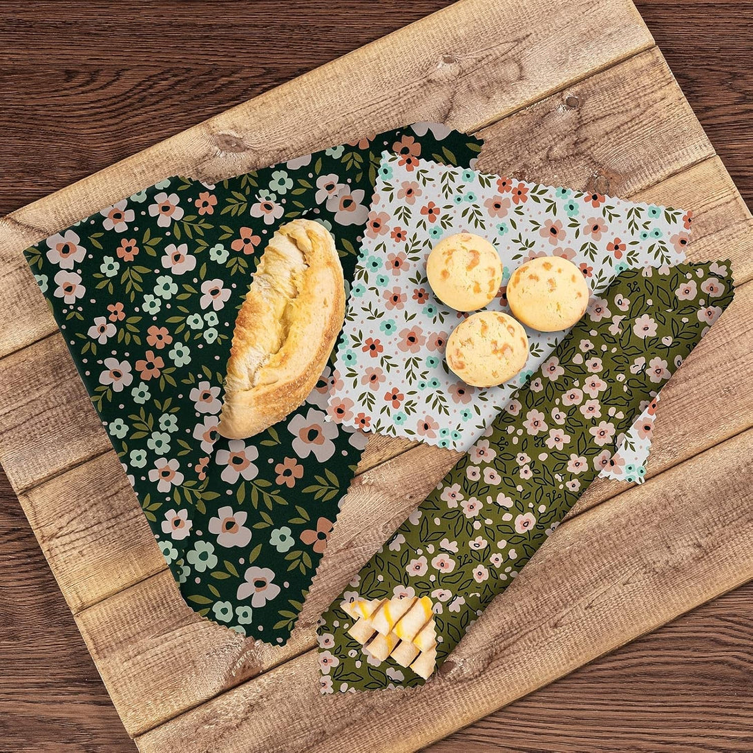 Akeeko Reusable Beeswax Food Wraps - Assorted 12 Pack, Reusable, Plastic-Free Food Storage, Sustainable Gifts, 3 Sizes (6S,4M,2L)