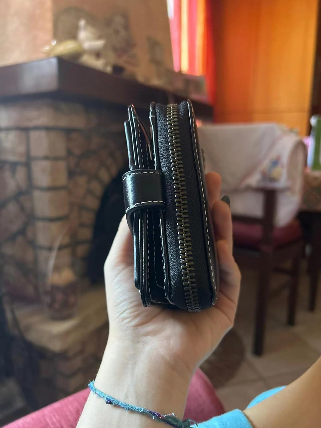 Small Wallet for Women Zip Bifold Vintage Wallet Goth Purse Mini Leather Cash Wallets with Zipper Coin Pocket (Red,Small)