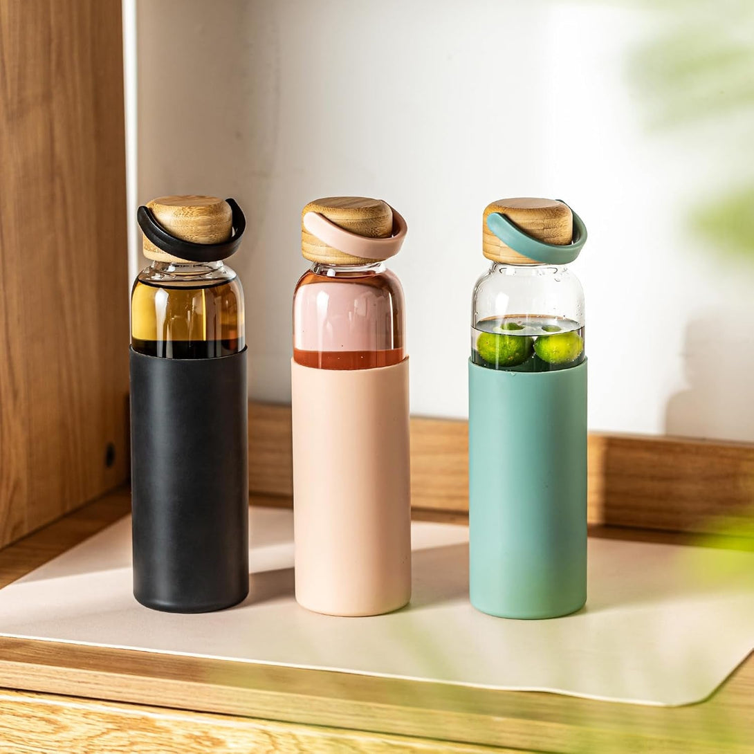 21Oz Borosilicate Glass Water Bottle with Non-Slip Sleeve & Leak-Proof Lid-Reusable Drink Bottle for Office,Travel,Gym,Hiking-Bpa Free,Ideal Gift for Home,Car & Fitness Enthusiasts (Green)