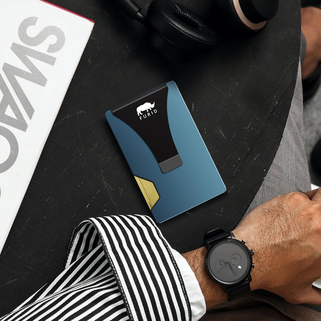 Minimalist Card Wallet for Men Slim: Rfid Metal Wallet with Money Clip Credit Card Holder - Gift for Man Husband at Anniversay Brithday